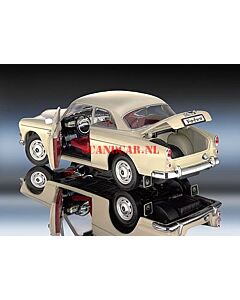Volvo Model Volvo Amazon wit - . nr 8866