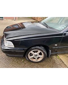 Voorscherm links volvo V70 zwart 019